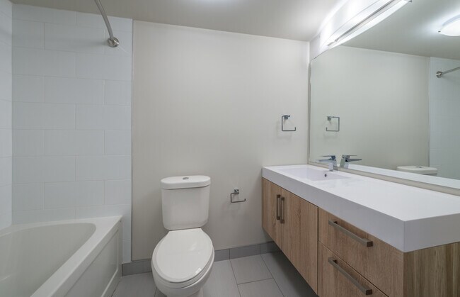Photo - 5633-5633 Fenwick St Unit 2505