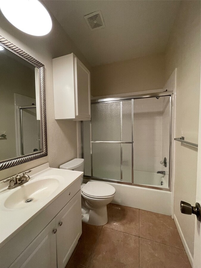 Photo - 12 Hallmark Dr