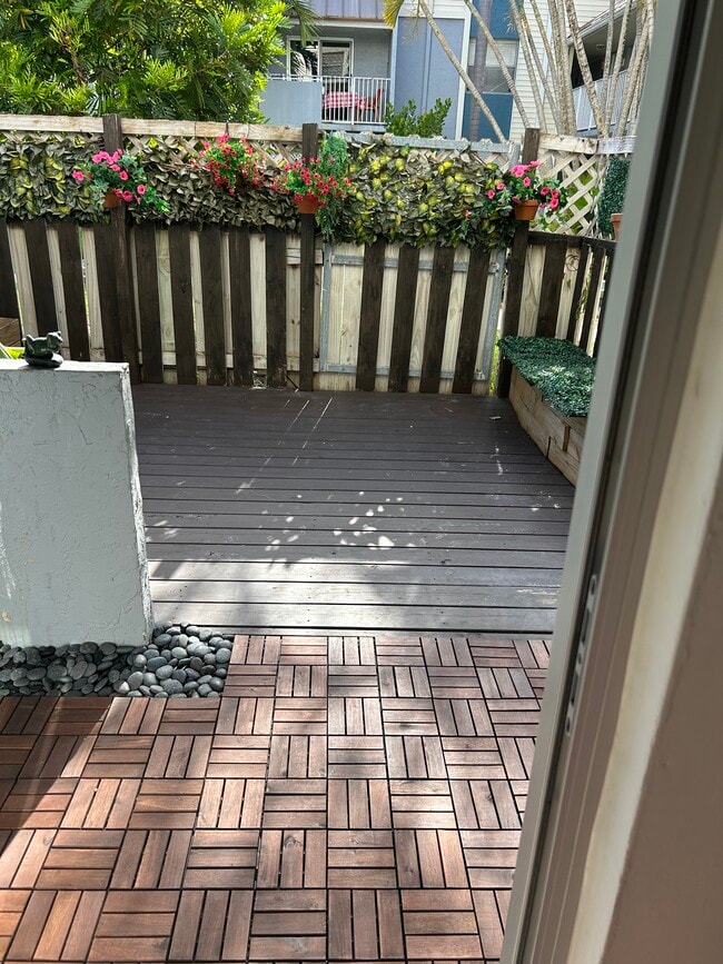 Photo - 4600 SW 67th Ave Unidad #127 Rental