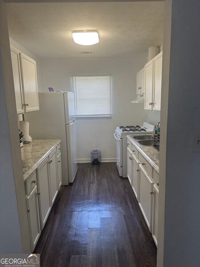 Photo - 1173 Moton Ave SW