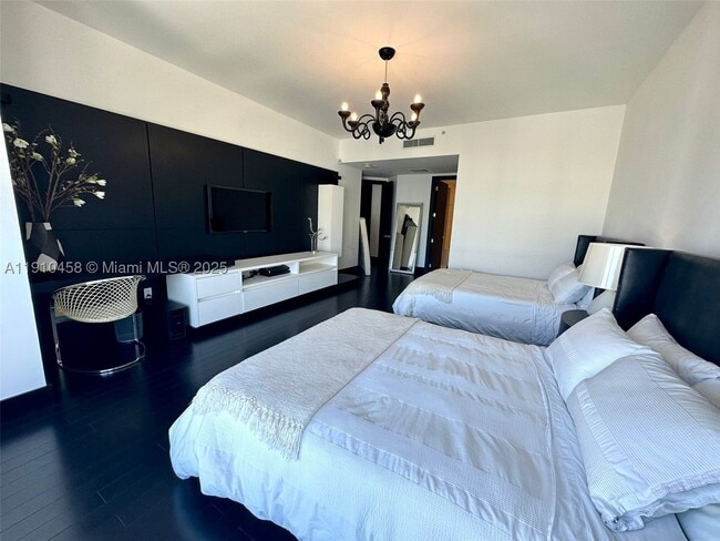 Photo - 1425 Brickell Ave Unit 42E