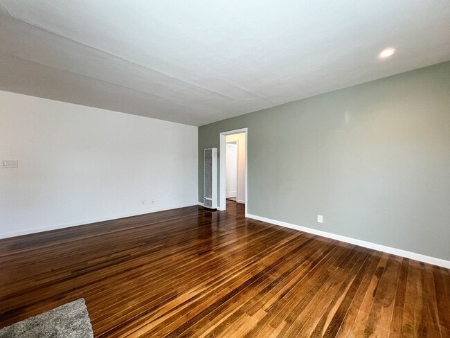 Photo - Charming Westwood Cottage in the Heart of Napa