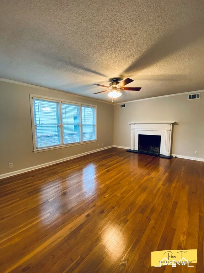 Photo - The home you want in Ardsley Park