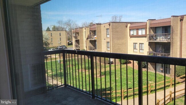 Photo - 7597 Gales Ct Unit 204
