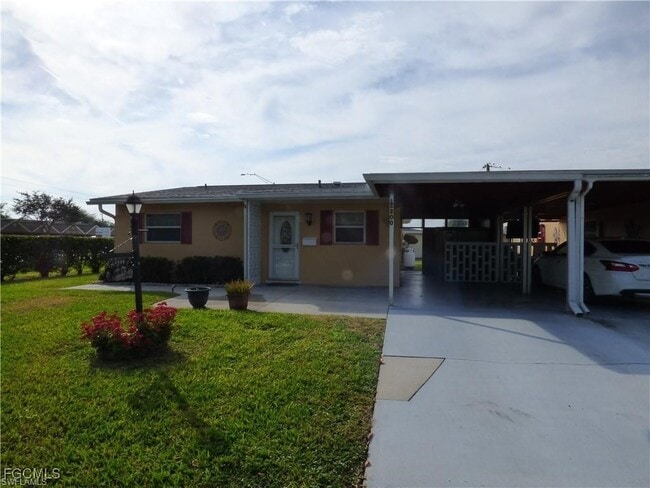 Photo - 2200 Orchid Rd