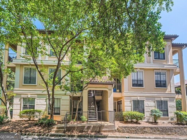 Photo - 3777 Peachtree Rd NE Unidad 912