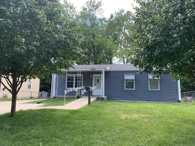 Photo - 5538 N 65th St