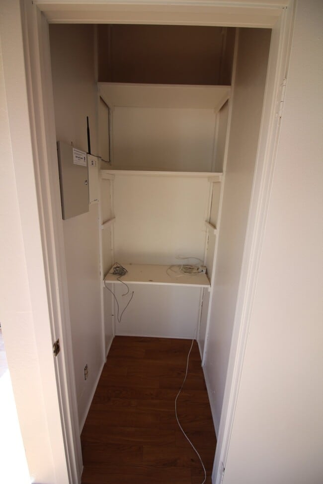 Photo - 5107 Cass St Unidad 5107