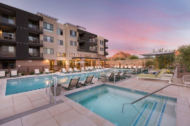 Scottsdale Entrada Apartments