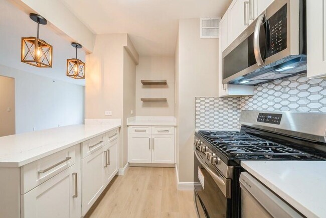 Photo - 45 River Dr S Unidad 1506