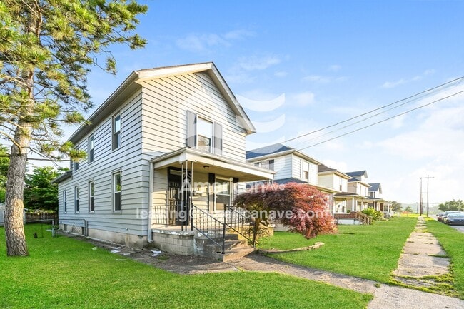 Photo - 243 Williams Ave