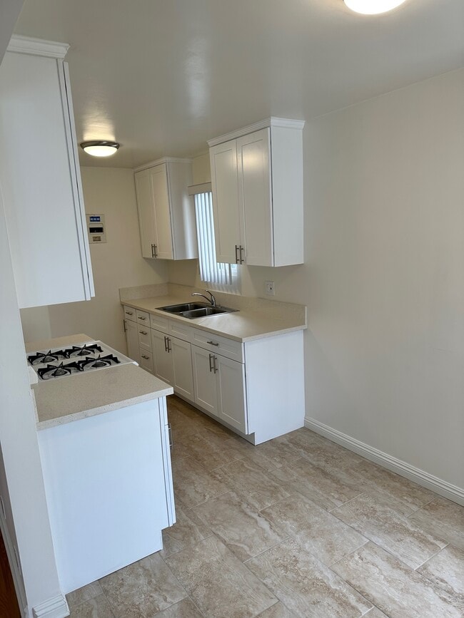 10850 Landale St Unit 3