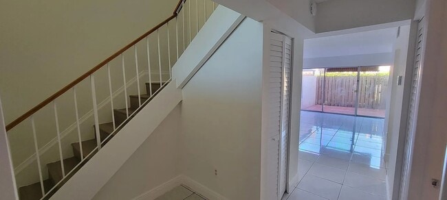 Photo - 14211 SW 62nd St