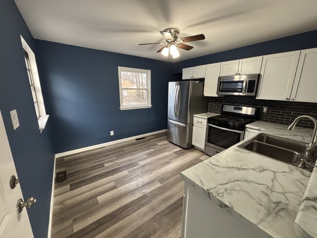 Photo - Newly Renovated Gem in Gary!