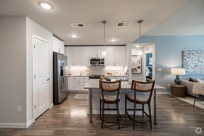2BR 2BA - 1789SF