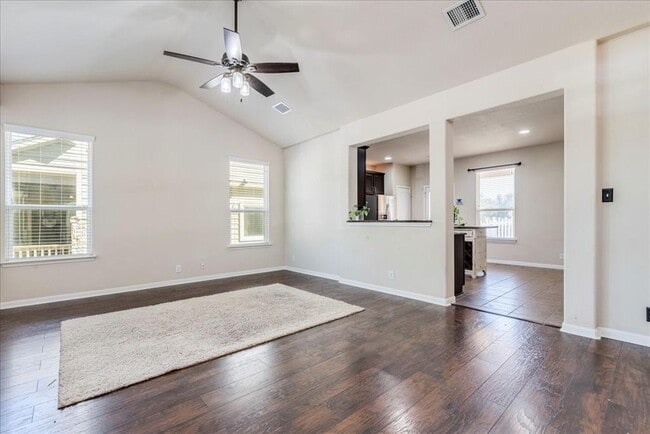 Photo - 711 Heritage Springs Trail