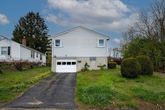 Photo - 20 Winneconnett Rd