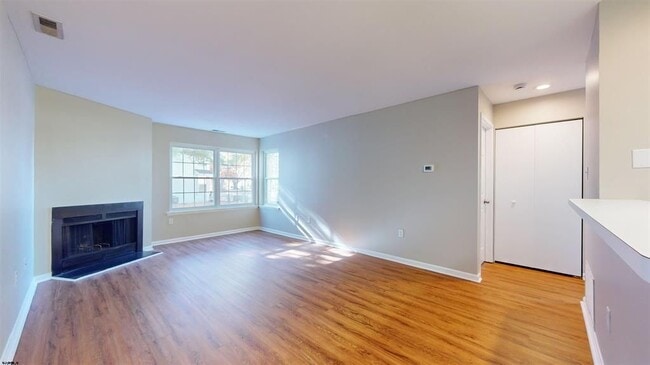 Photo - 30 Driftwood Ct