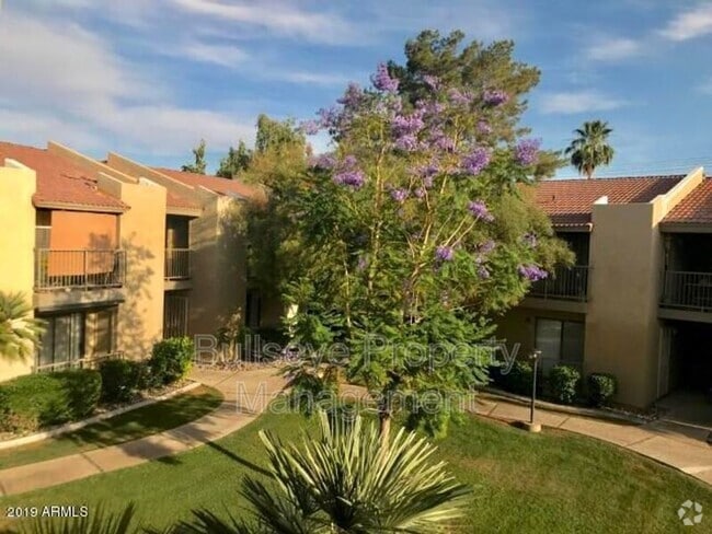 Building Photo - 1111 E University Dr Unit #111 Rental