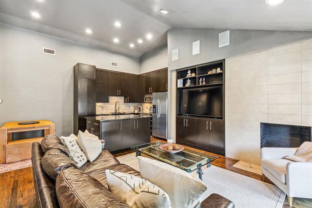 Photo - 5816 Birchbrook Dr Unit 218