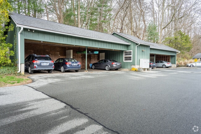 Building 04 - Heritage Cove