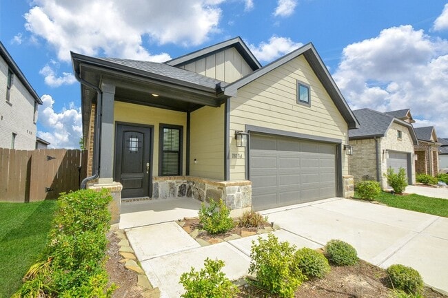 Photo - 18134 Sonresa Wy