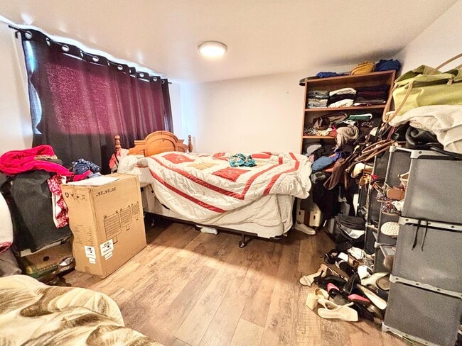 Photo - 102 Embleton Ave Unité E