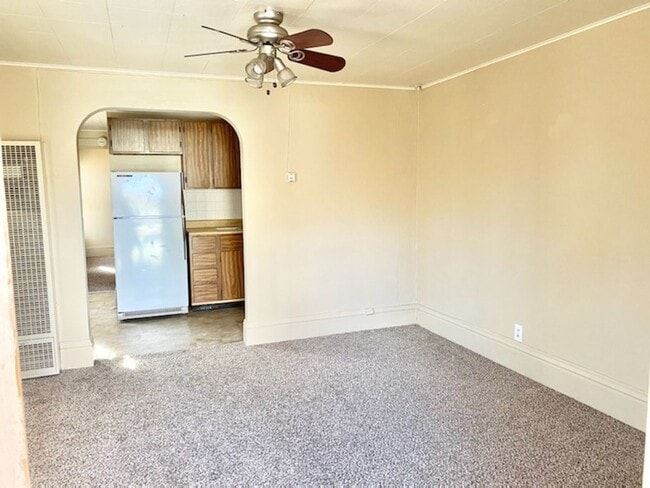 Building Photo - 1123 Laporte Ave Unit 3