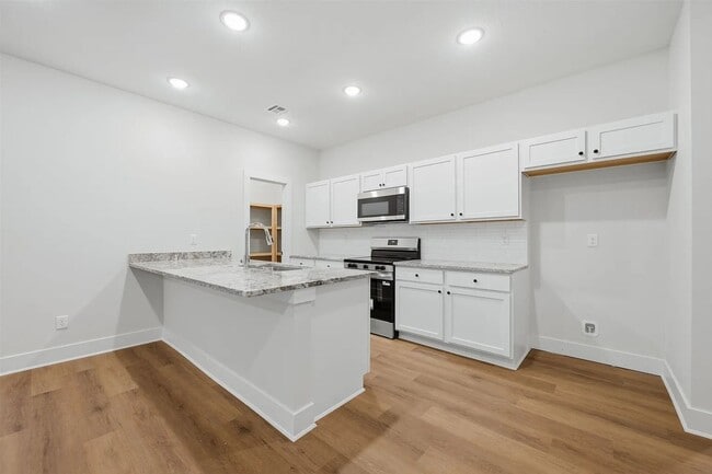 Building Photo - 119 Mendocino Ct
