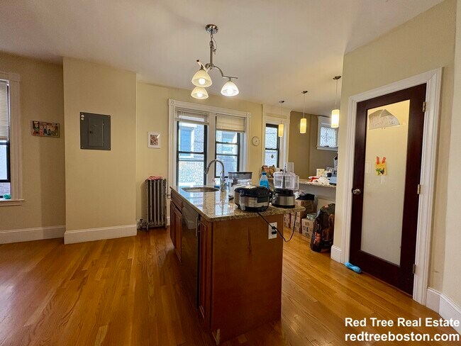 Photo - 184 St Paul St Unit 1