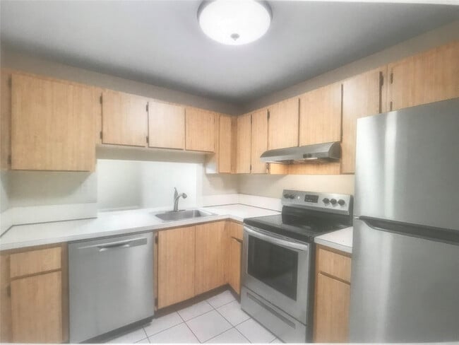 Photo - 3710 N Pine Island Rd Unit 315