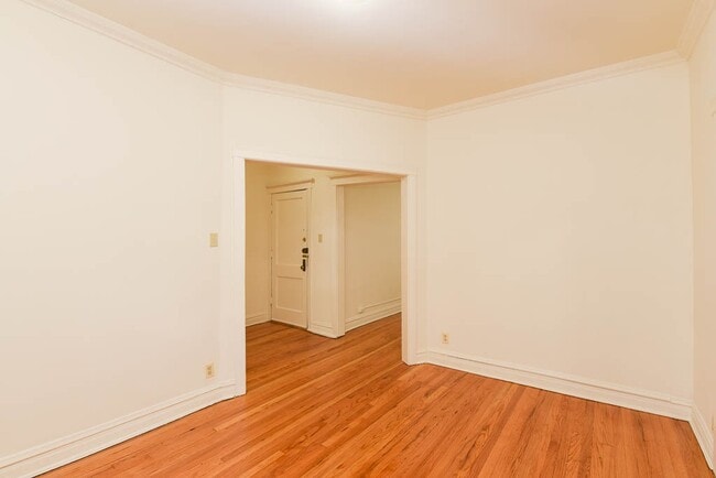 Photo - 3508 N Wolcott Ave Unit 1