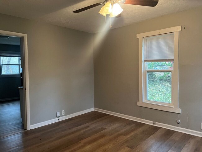 Photo - 3 Bed, 2 Bath House in Clarksville!!