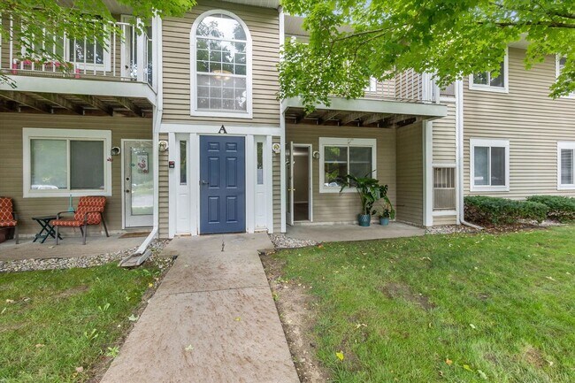 Photo - Heather Ridge Apartments