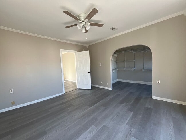 Photo - 25 S 13th St Unidad Apartment 2