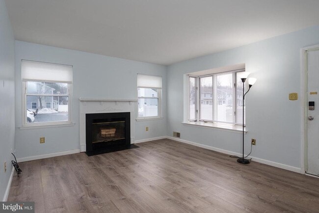 Photo - 187 Jonathon Dayton Ct