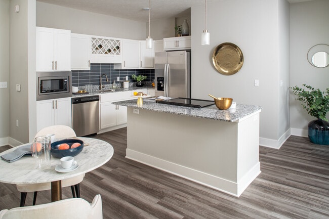 Building Photo - Broadmoor63 Rental