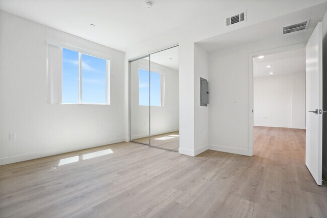 8802 Van Nuys Blvd