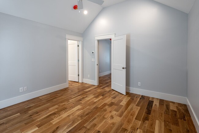 Photo - 24 Reid St Unit C