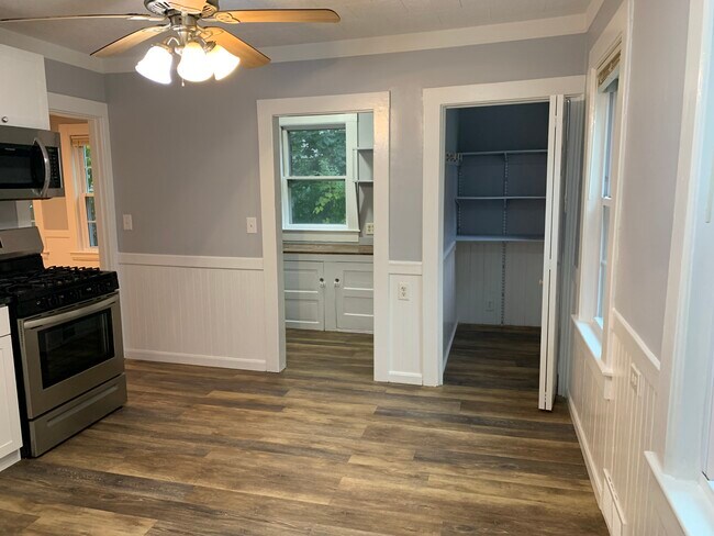 Eat in kitchen - 13 Forest Ave