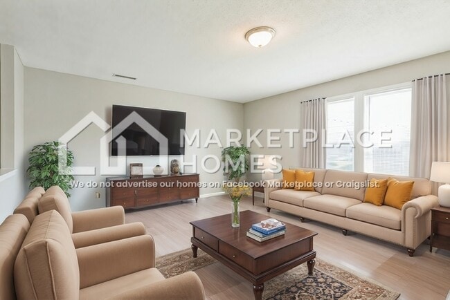 Photo - 10760 August Dr