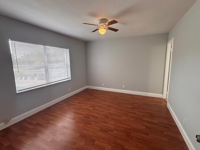 Photo - 6100 S Falls Circle Dr Unit 204