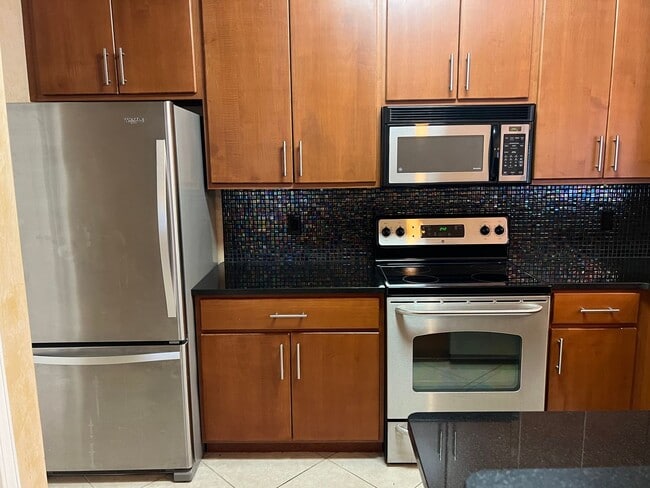 100 Kensington Blvd Unidad 206