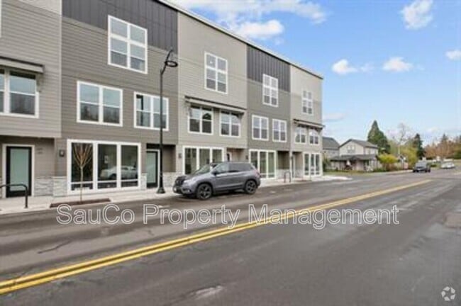 Building Photo - 22415 SW Pine St Unit #104 Rental