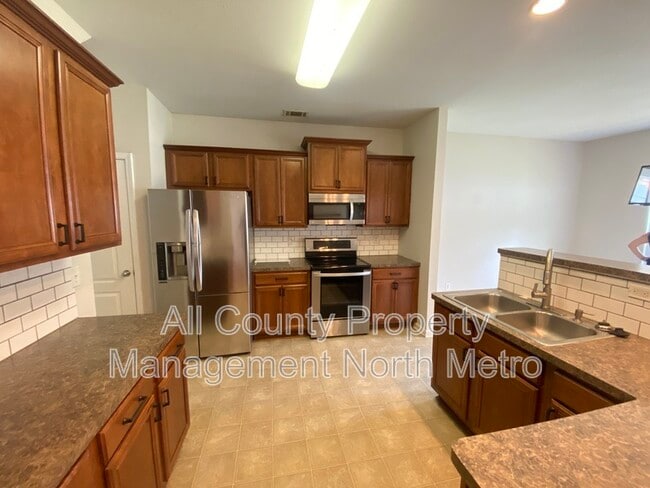Photo - 41 Highland Pointe Cir W