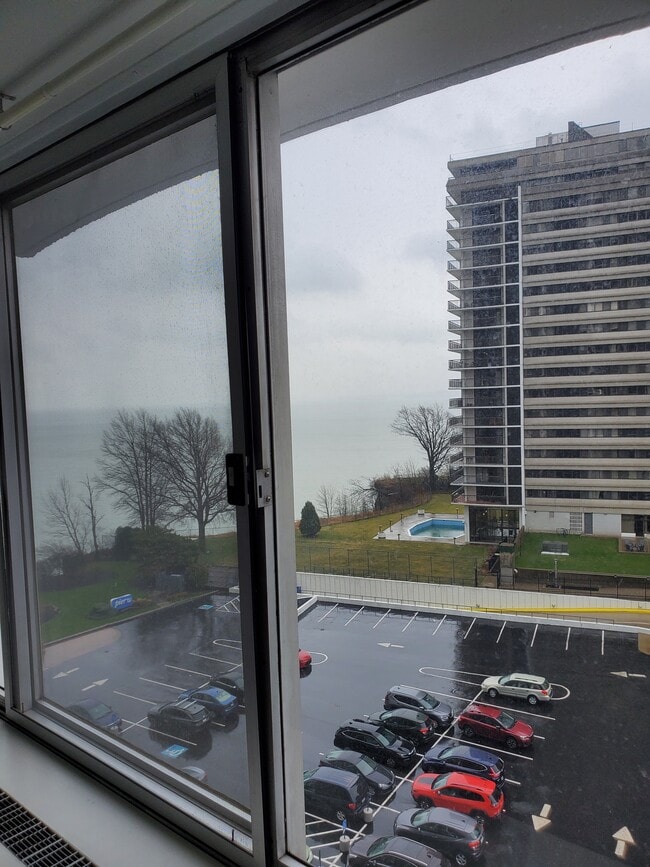 Photo - 12700 Lake Ave Unidad 1211 Rental