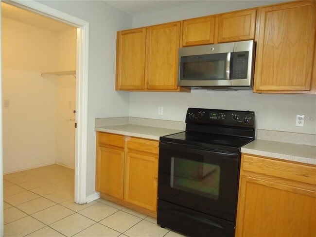 Photo - 121 Bristol Forest Trail