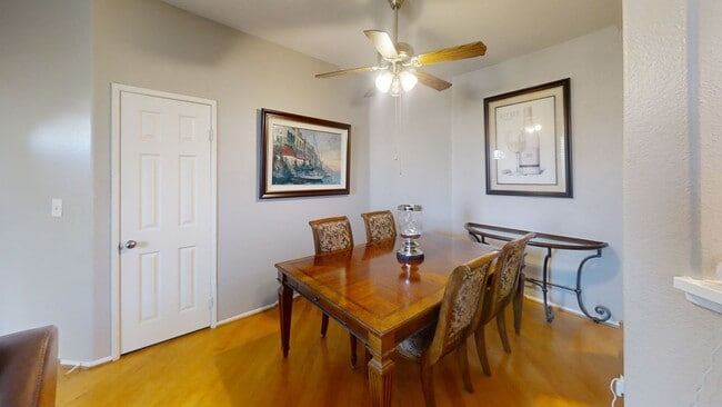Photo - *Coming Soon* Adorable 2bd/2 bath in Anahe...
