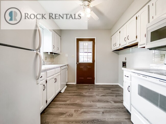 Photo - 903 E 24th Ave Unit 903 E 24th Apt B