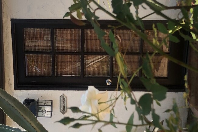 Building Photo - 4721 Cartwright Ave Unit GH